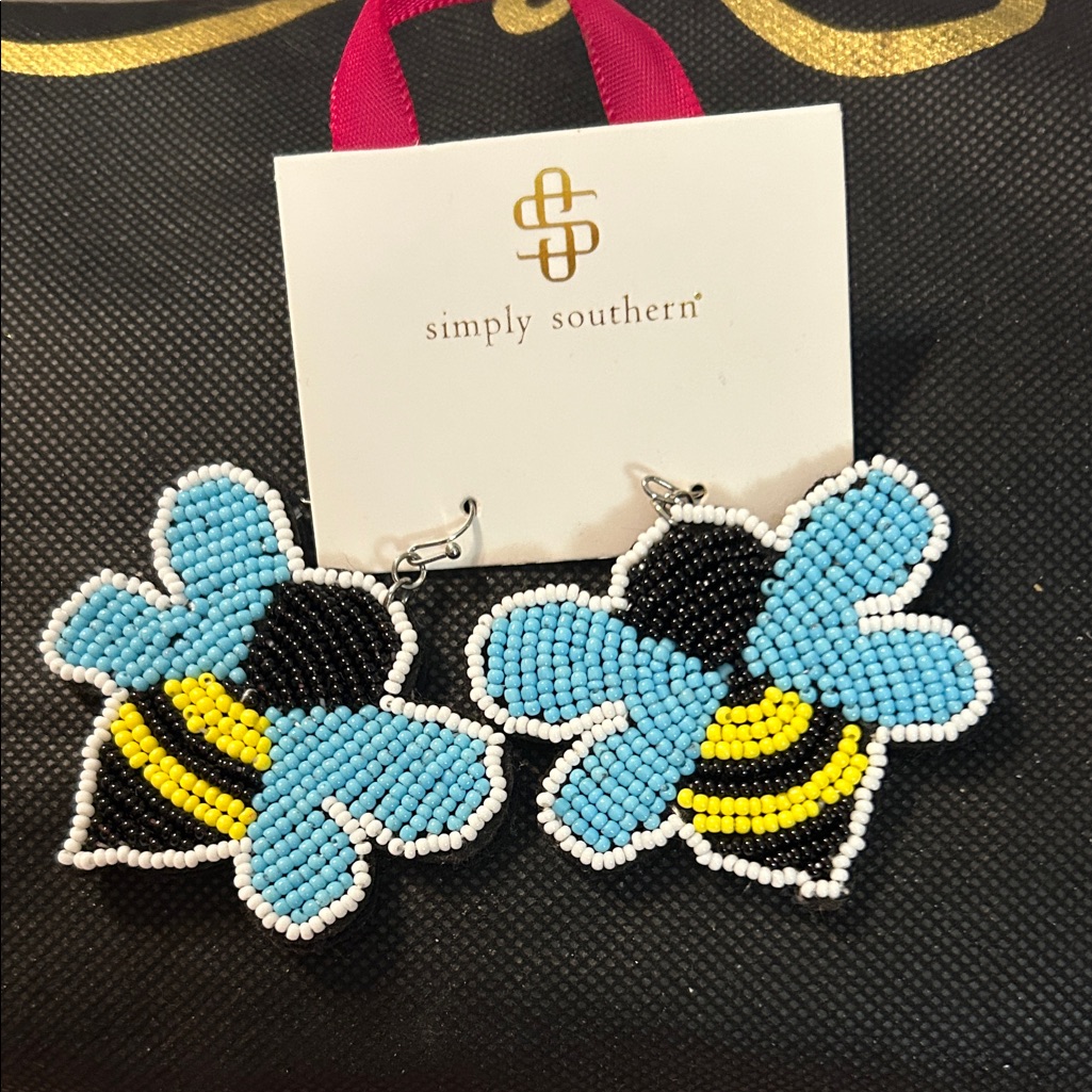 Simply Southern Blue And Yellow Beaded Bee Earrings 8$